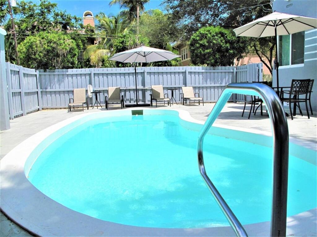 By Olas Bl, Pool, Parking, Remodeled & Fort Lauderdale